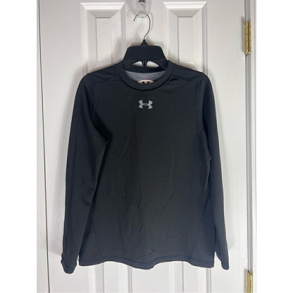 Underarmour Black Top Size YLG